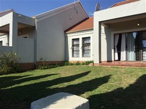3 Bed Duplex in Broadacres