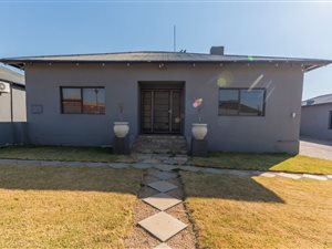 172 m² Office Space in Springs Central