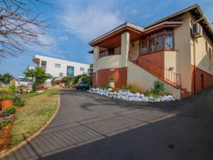 5 Bed House in Park Hill