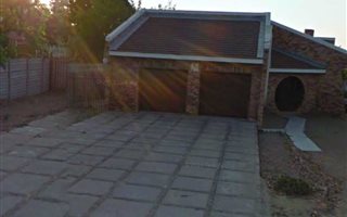 4 Bedroom House in Nirvana