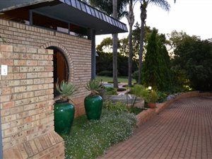 1.2 ha Farm in Raslouw AH