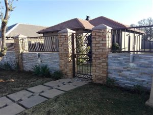 3 Bed House in Goudrand