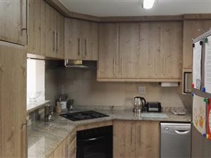3 Bed Duplex in Morningside