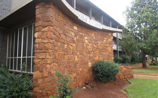 1 Bedroom Apartment in Carletonville