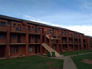 1 Bed Apartment in Karen Park