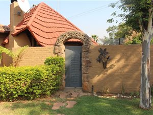 3 Bed House in Moregloed