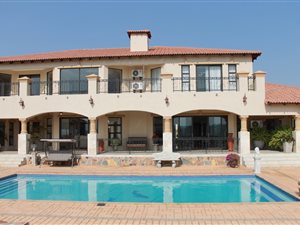 5 Bed House in Mooikloof Heights