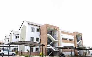 2 Bedroom Apartment in Montana Park