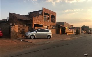 17 Bedroom House in Tembisa