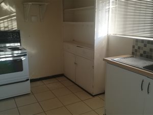 1 Bed Flat in Kroonstad