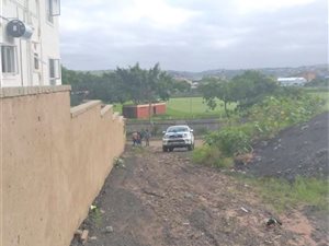 969 m² Land available in Hippo Road