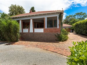 206 m² Commercial space in Greenside