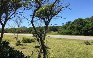 826 m² Land available in Cannon Rocks