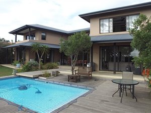4 Bedroom House in Plettenberg Bay
