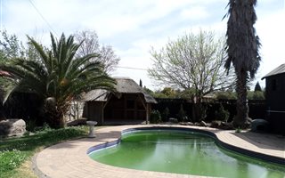 3 Bedroom House in Brackendowns