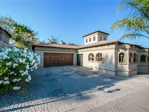3 Bed House in Bryanston