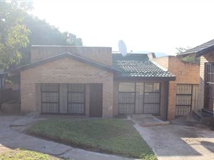 4 Bed House in Matsulu
