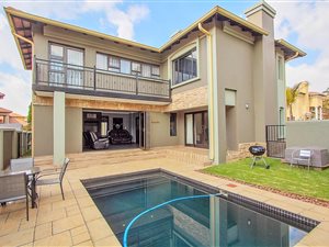 3 Bed Cluster in Lakefield