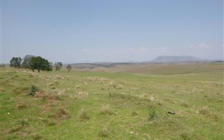 2 ha Land available in Estcourt