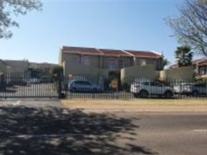 3 Bed Townhouse in Farrarmere