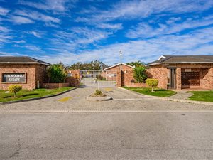3 Bed Townhouse in Glenroy Park