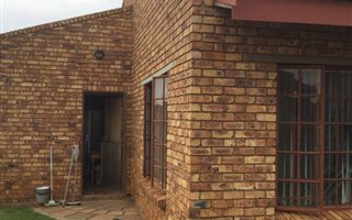 3 Bedroom Apartment in Riversdale