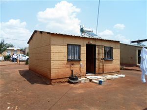 2 Bed House in Lehae
