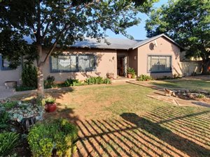 3 Bed House in Noycedale
