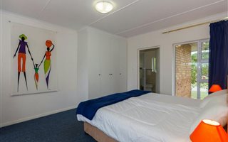 2 Bedroom House in Cannon Rocks