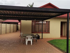 3 Bed House in Wolmer