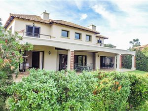 4 Bed House in Turtle Creek Golf Estate