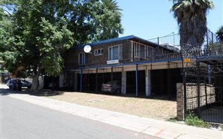 1 Bedroom Apartment in Sunnyside