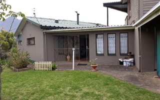 3 Bedroom House in Bergsig