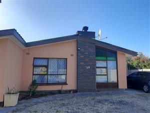 3 Bed House in Belmont Park
