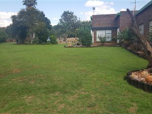 1.7 ha Smallholding in Sundra