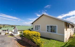 3 Bedroom Simplex in Mt Edgecombe