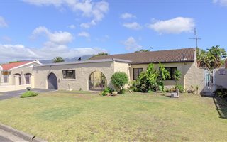 3 Bedroom House in Wetton