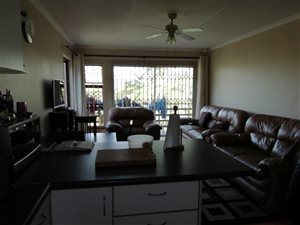 3 Bed Simplex in Carrington Heights