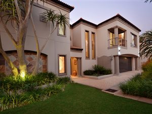 5 Bed House in Northcliff
