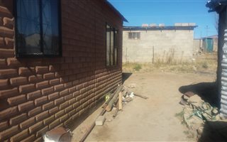 2 Bedroom House in Dewetsdorp