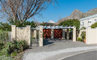 3 Bedroom House in Tokai
