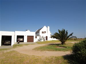 5 ha Farm in Vredenburg