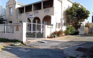 236 m² Commercial space in Southernwood