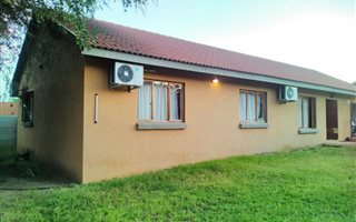 3 Bedroom House in Phalaborwa