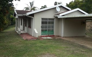 2 Bedroom Simplex in Mount Moreland