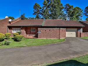 3 Bed Townhouse in Chasedene