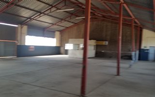 1274 m² Commercial space in Uraniaville