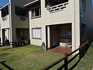 1 Bed Townhouse in Edenglen