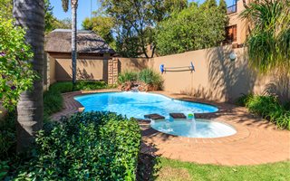 2 Bedroom Apartment in Sunninghill