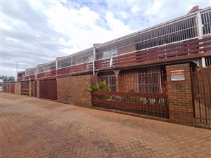 3 Bed Apartment in Willows